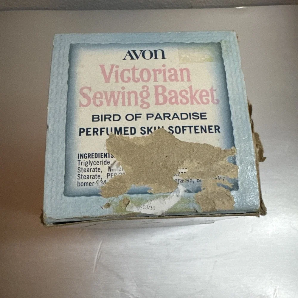 Vintage Avon Victorian Sewing Basket.‎ Roses Ceramic Jar Container Decanter